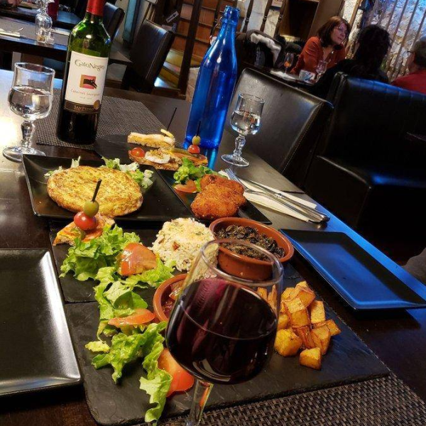 Le restaurant - Banderillas - Versailles - meilleur restaurant VERSAILLES