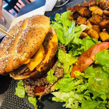 Cuisine méditérranéenne - Banderillas - Restaurant Versailles - restaurant VERSAILLES